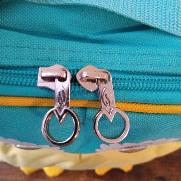 Yodo Backpack - Picture 3 of 8